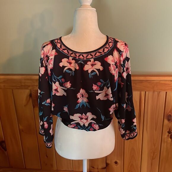 Flying Tomato 🍅 top - Picture 6 of 8